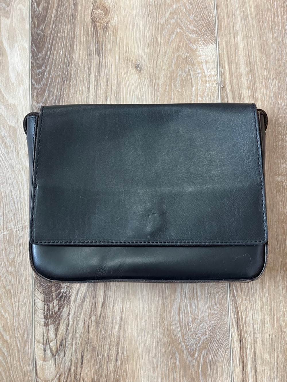 Nisolo Crossbody Black Leather Bag